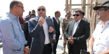 محافظ بني سويف يتفقد كورنيش النيل و حديقة الشلال و النصب التذكاري وميدان الأزهري 1 - جريدة المساء