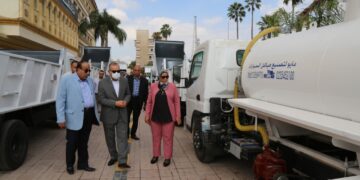 محافظ كفر الشيخ يوجه بتوزيع13 سيارة كسح مياه ونقل قمامة 1 - جريدة المساء