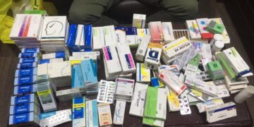 ٣٠ ألف قرص مخدر وأدوية مغشوشة بمخزن مستشفى خاص بالقاهرة 1 - جريدة المساء