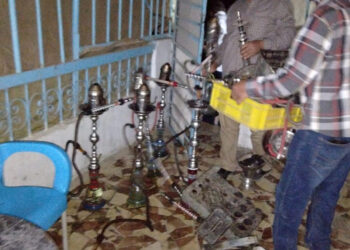 اغلاق22 مقهي و37 محلا تجاريا وتحرير 457 غرامة عدم ارتداء الكمامة بسوهاج 29 - جريدة المساء