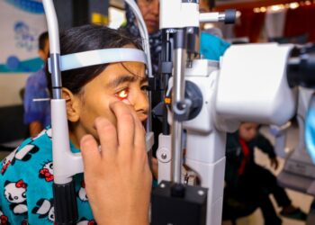 صندوق تحيا مصر: قافلة "نور حياة" تستقبل 3 آلاف مواطن بمطروح 26 - جريدة المساء