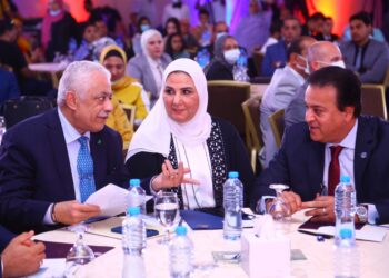 "طارق شوقى": الدولة استثمرت في أبنائها عن طريق بناء نظام تعليم جديد عصري بمقاييس جودة عالمية 17 - جريدة المساء