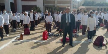 وكيل مديرية التربية والتعليم بالمنيا يشارك في طابور الصباح 2 - جريدة المساء وكيل مديرية التربية والتعليم بالمنيا يشارك في طابور الصباح 1 - جريدة المساء