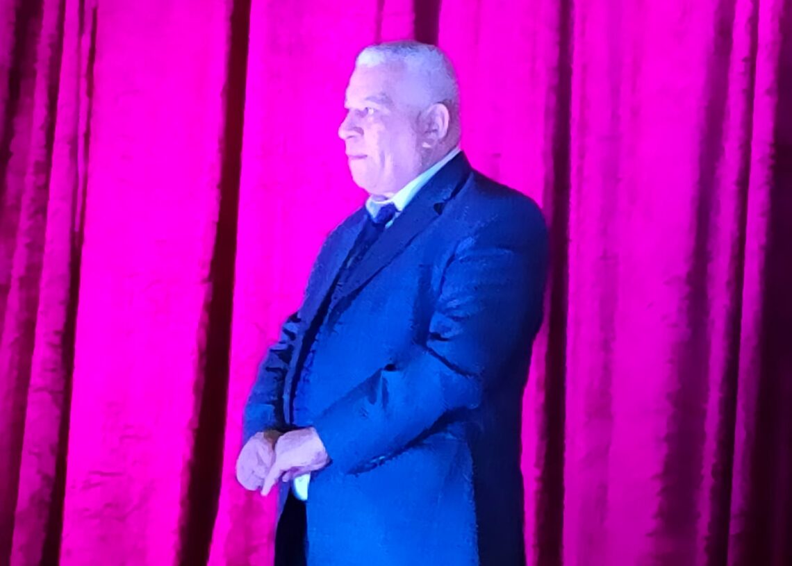 محافظ الاسكندريه ووكيل وزارة التربية يكرمان ٨٢ طالبا وطالبة من أوائل الثانويه العامه 19 - جريدة المساء