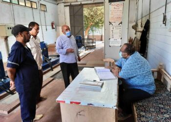 رئيس مياه سوهاج يتفقد شبكات مياه العمارات السكنية بحى الكوثر . 21 - جريدة المساء