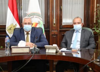 وزير الزراعة يبحث سبل تطوير آليات تداول عدد من السلع الاستراتيجية من خلال البورصة السلعية 29 - جريدة المساء