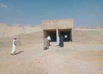 محافظ المنيا يوجه برفع درجة الاستعداد لاستقبال الشتاء و تطهير مخرات السيول 28 - جريدة المساء