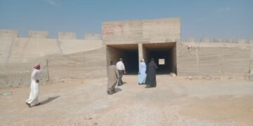 محافظ المنيا يوجه برفع درجة الاستعداد لاستقبال الشتاء و تطهير مخرات السيول 1 - جريدة المساء