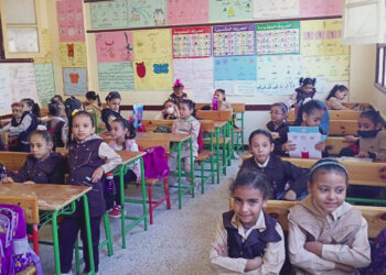 جولات مكثفة لقيادات أسيوط ومسئولى التعليم على المدارس 15 - جريدة المساء