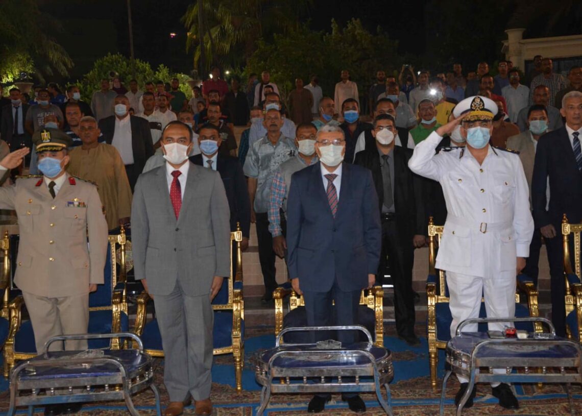 محافظ المنيا يشهد الاحتفال بالذكرى 48 لانتصارات أكتوبر .. ويؤكد: نستلهم من القوات المسلحة روح التضحية والوفاء 19 - جريدة المساء