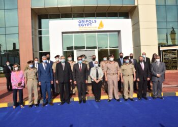 إفتتاح أول مركز متكامل لتجميع البلازما لتحقيق الإكتفاء الذاتى من أدوية مشتقات البلازما بالتعاون بين القوات المسلحة وشركة "جريفولز الأسبانية "   22 - جريدة المساء