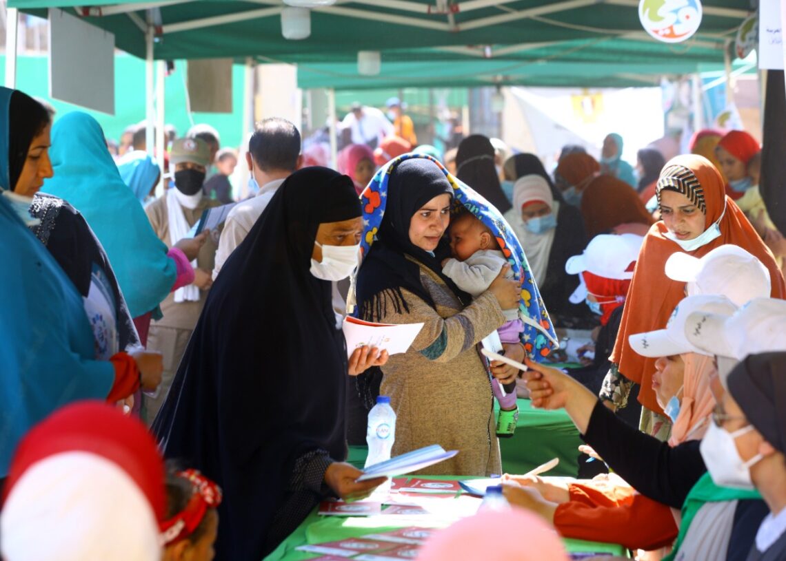 وزيرة التضامن توجه ببحث شكاوى عدد من أهالى وقري بنى سويف من توقف بطاقات "تكافل وكرامة" 17 - جريدة المساء