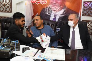 بالصور .. محافظ قنا وكيلًا عن فتاة يتيمة أثناء عقد قرانها 55 - جريدة المساء