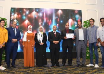 تعليم قنا تكرم المتميزين بإدارة "نقادة" لإحرازهم مراكز متقدمة على مستوى الجمهورية 30 - جريدة المساء