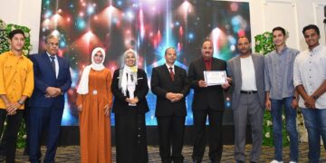 تعليم قنا تكرم المتميزين بإدارة "نقادة" لإحرازهم مراكز متقدمة على مستوى الجمهورية 1 - جريدة المساء