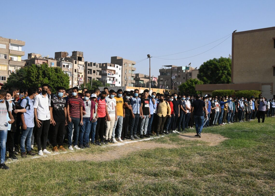نائب محافظ قنا يشهد طابور الصباح وتحية العلم بمدرسة الشهيد عبد المنعم رياض الثانوية العسكرية 20 - جريدة المساء نائب محافظ قنا يشهد طابور الصباح وتحية العلم بمدرسة الشهيد عبد المنعم رياض الثانوية العسكرية 19 - جريدة المساء
