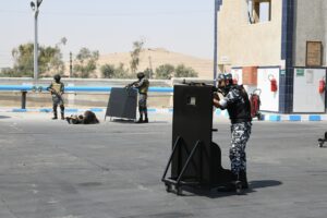 نائب محافظ قنا يشهد سيناريو المحاكاة الفعلية لمحاولة إحباط هجوم إرهابى على مستودع وقود 61 - جريدة المساء