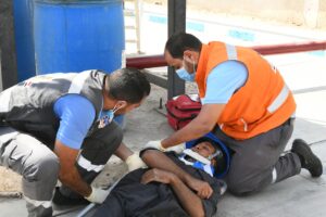 نائب محافظ قنا يشهد سيناريو المحاكاة الفعلية لمحاولة إحباط هجوم إرهابى على مستودع وقود 47 - جريدة المساء