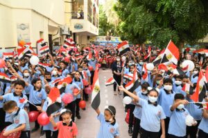 محافظ قنا يتابع انتظام الدراسة بمدرسة الراهبات الفرنسيسكانيات 41 - جريدة المساء