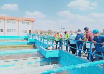 ابو حلاوة تفقد محطات مياه الشرب والصرف الصحي بمنيا القمح 21 - جريدة المساء