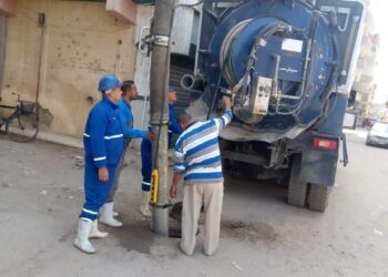 تطهير شبكات الصرف الصحي بالشرقية استعدادا للشتاء 31 - جريدة المساء