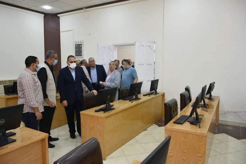 بعد الإنتهاء من تطويرهما ورفع كفائتهما .... محافظ الشرقية يتفقد مركز التدريب وتنمية الموارد البشرية ومبني هيئة الرقابة الإدارية القديم 19 - جريدة المساء