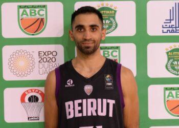سرچيو الدرويش لاعب بيروت اللبناني يكشف أضلاع المربع الذهبى فى بطولة الأندية العربية لكرة السلة 31 - جريدة المساء