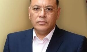 مراعاة لظروفه .. محافظ الشرقية يوجه بإقامة سلم متدرج لمنزل مواطن كفيف على نفقة المحافظة 2 - جريدة المساء مراعاة لظروفه .. محافظ الشرقية يوجه بإقامة سلم متدرج لمنزل مواطن كفيف على نفقة المحافظة 1 - جريدة المساء