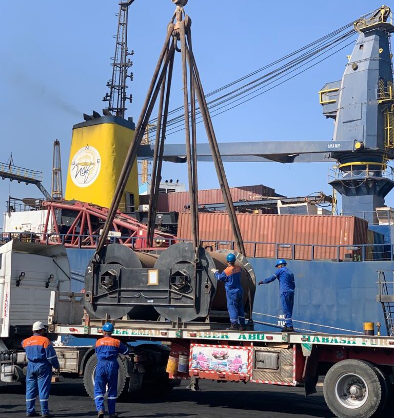 وصول أكبر ونش في العالم لبناء أطول «ساري علم» في العاصمة الإدارية الجديدة 18 - جريدة المساء