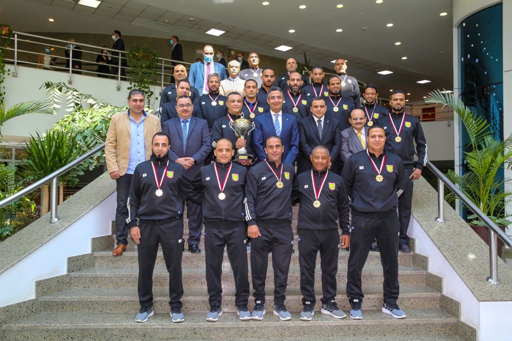 «البريد» تكرم فريق المصارعة بعد التأهل لبطولة العالم باليابان 20 - جريدة المساء «البريد» تكرم فريق المصارعة بعد التأهل لبطولة العالم باليابان 19 - جريدة المساء