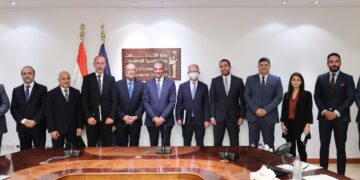 وزير الاتصالات يشهد اتفاقية لانشاء ٦٠٠٠ برج اتصالات لاسلكية جديد على مدار الثلاث سنوات القادمة 1 - جريدة المساء