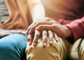 اليوم العالمى للصحة النفسية .. فيسبوك تدعم الحوار المفتوح  25 - جريدة المساء