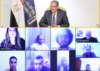 وزير الاتصالات يشهد تخريج الدورة الثانية من مبادرة "منصة إطلاق الشركات الناشئة 21 - جريدة المساء