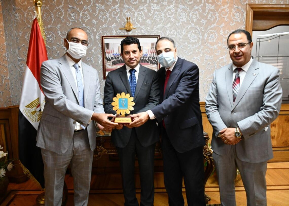 وزير الشباب والرياضة يبحث إطلاق جائزة "عاصمة الثقافة الرياضية العربية" 19 - جريدة المساء
