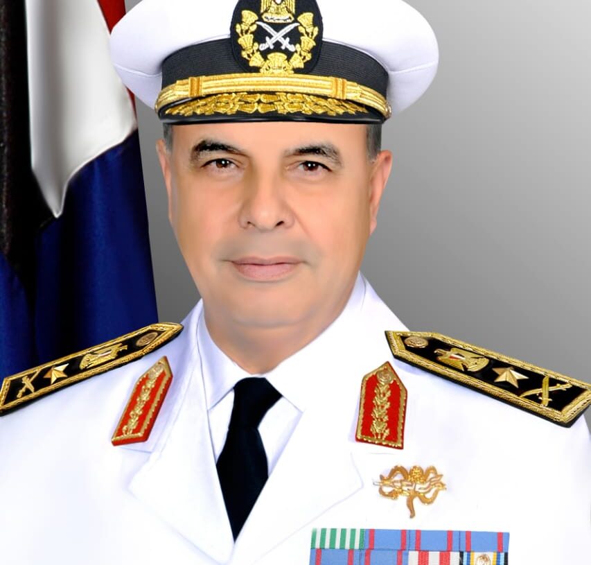 الفريق أحمد خالد قائد القوات البحرية في سطور: 17 - جريدة المساء