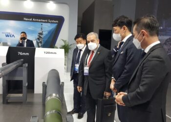   وزير الإنتاج الحربي يشارك في فعاليات افتتاح معرض "ADEX 2021" ويلتقي وزير الدفاع الكوري الجنوبي 24 - جريدة المساء