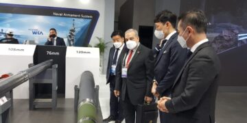   وزير الإنتاج الحربي يشارك في فعاليات افتتاح معرض "ADEX 2021" ويلتقي وزير الدفاع الكوري الجنوبي 1 - جريدة المساء