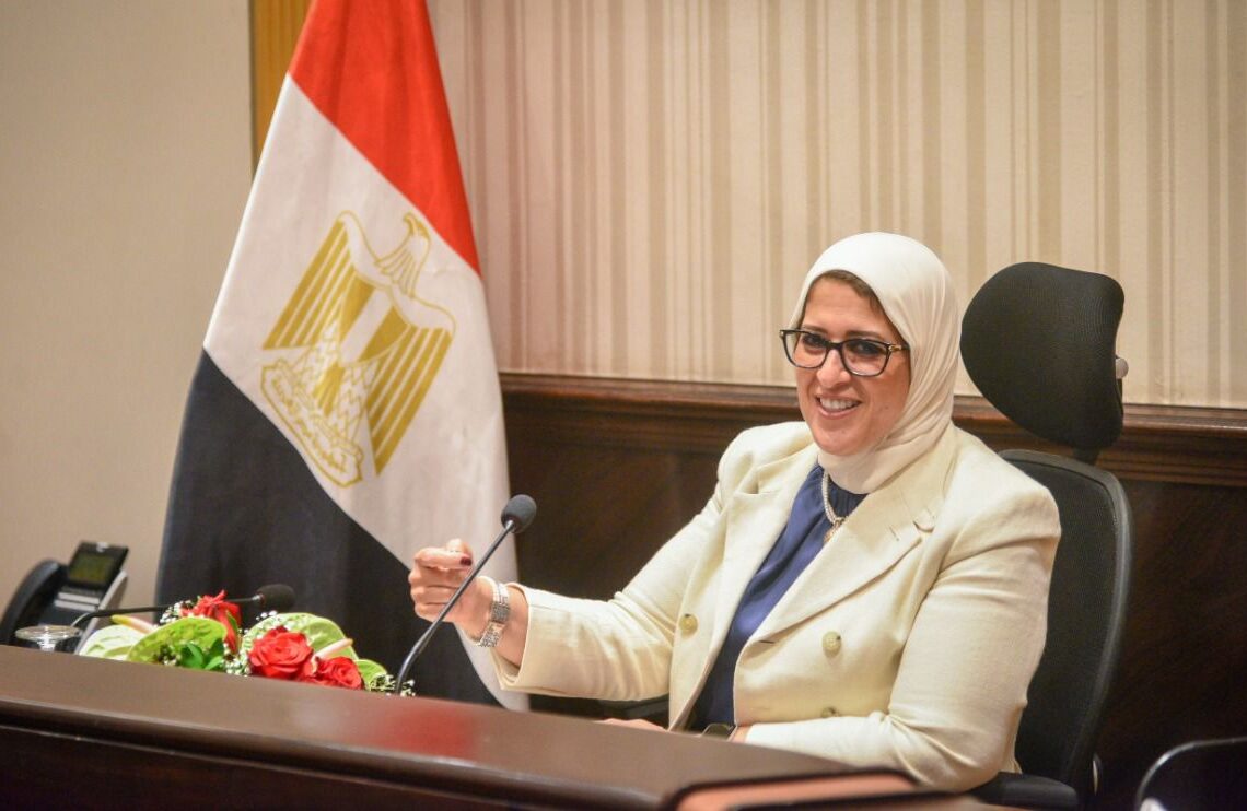 وزيرة الصحة: استقبال 250 ألف جرعة من لقاح أسترازينيكا بمطار القاهرة 19 - جريدة المساء