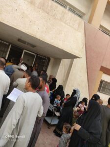 قافلة الأحوال المدنية تستخرج ٣ آلاف شهادة مميكنة وبطاقة رقم قومى فى أبوتشت بقنا 33 - جريدة المساء