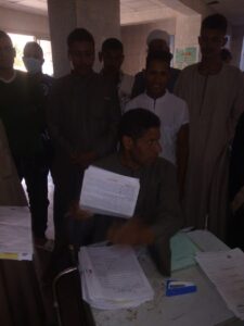 قافلة الأحوال المدنية تستخرج ٣ آلاف شهادة مميكنة وبطاقة رقم قومى فى أبوتشت بقنا 29 - جريدة المساء