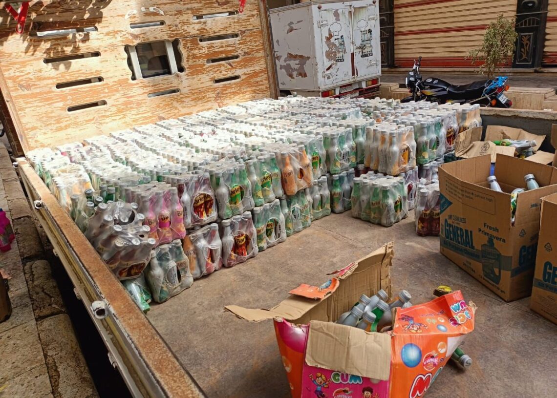 حملات تموينية مكبرة بكفر الشيخ تضبط مشروبات منتهية الصلاحية و سلع مجهولة المصدر 16 - جريدة المساء