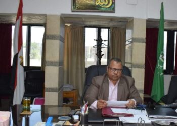 إحالة 18 موظفا بالمنيا للتحقيق تغيبوا عن العمل 33 - جريدة المساء