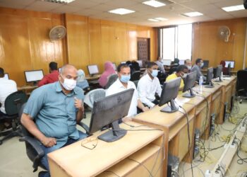 مركز التحول الرقمى بجنوب الوادى يجرى اختبارات ١١٤ باحثًا 25 - جريدة المساء