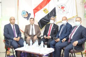 "تحية العلم" .. فى أول يوم دراسى بجامعة جنوب الوادى 27 - جريدة المساء