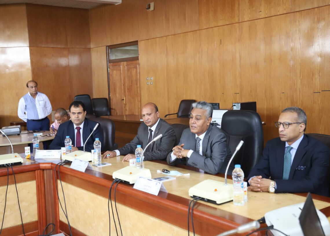 جامعة جنوب الوادى تناقش منظومة الاشتراطات البنائية الجديدة 19 - جريدة المساء