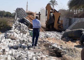 رسالة على «واتساب» وزير الزراعة تطيح بمسؤولي حماية الأراضي بالمراغة 25 - جريدة المساء