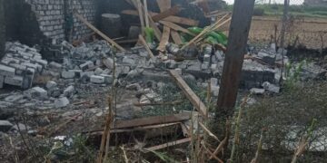 استبعاد مسئولين بزراعة الدقهلية لتقصيرهم في مواجهة التعديات على الأراضي 2 - جريدة المساء استبعاد مسئولين بزراعة الدقهلية لتقصيرهم في مواجهة التعديات على الأراضي 1 - جريدة المساء