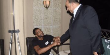 "مصيلحى" يطمئن على اللاعب الأمريكى "جوش بوستيك" 1 - جريدة المساء