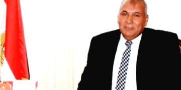لا زيادة فى تعريفة الأجرة وتشديد الرقابة على مواقف الوادى الجديد 1 - جريدة المساء