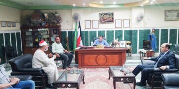 رئيس مدينة ملوى يعقد لقاءات جماهيرية للاستماع لشكاوى المواطنين 1 - جريدة المساء